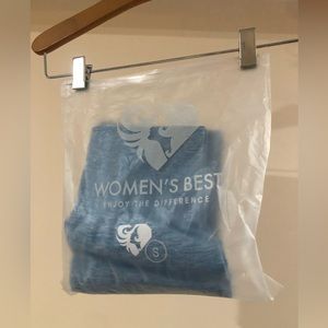 BRAND NEW blue leggings